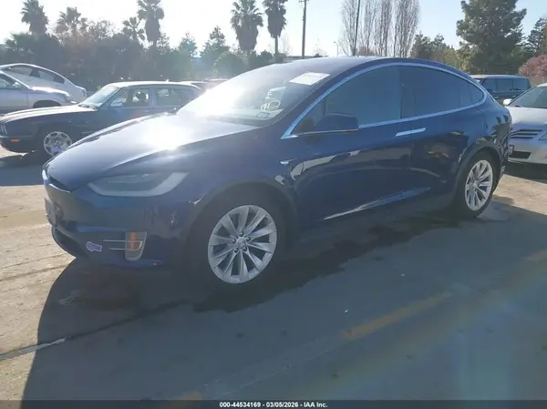 5YJXCBE29HF054003 2017 TESLA MODEL X - Image 2