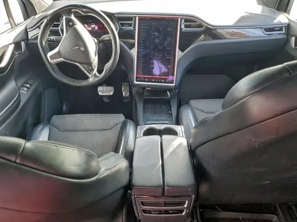 5YJXCBE29HF064370 2017 TESLA MODEL X - Image 8