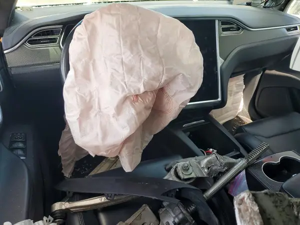 5YJXCBE29JF088111 2018 TESLA MODEL X - Image 8