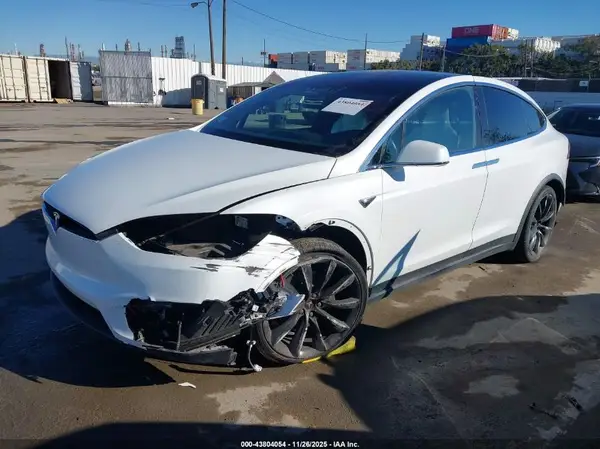 5YJXCBE29JF090733 2018 TESLA MODEL X - Image 2