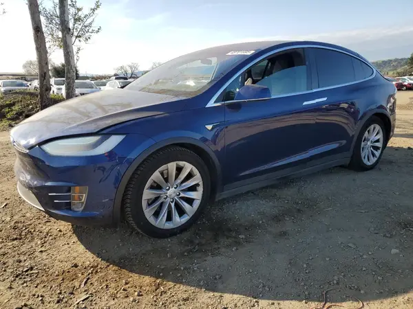 5YJXCBE29JF091638 2018 TESLA MODEL X - Image 1