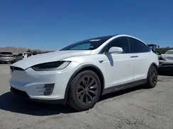 5YJXCBE29JF100807 2018 TESLA MODEL X