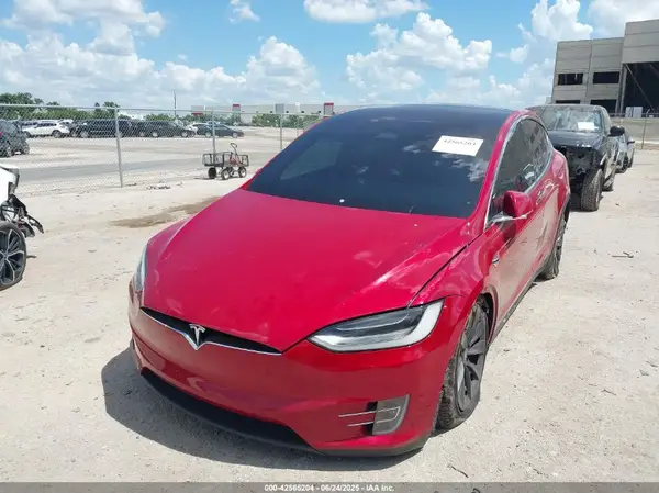 5YJXCBE29JF123231 2018 TESLA MODEL X - Image 2