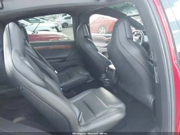 5YJXCBE29JF123231 2018 TESLA MODEL X - Image 8