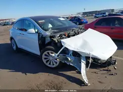 5YJXCBE29JF128347 2018 TESLA MODEL X