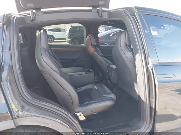 5YJXCBE29JF128607 2018 TESLA MODEL X - Image 8