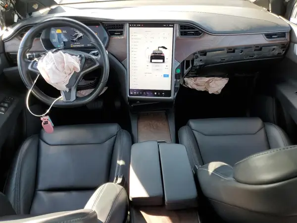 5YJXCBE29JF135587 2018 TESLA MODEL X - Image 8