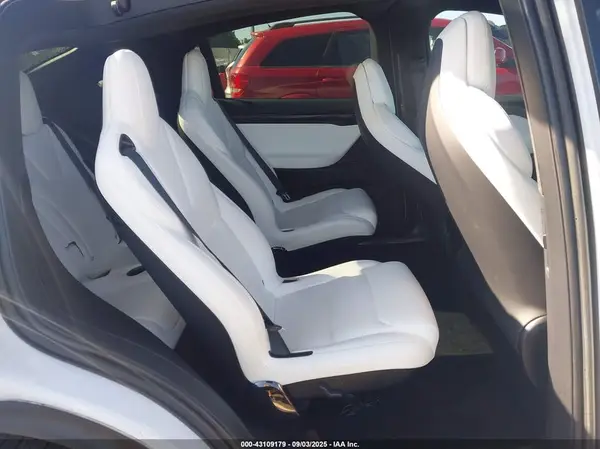 5YJXCBE29JF141230 2018 TESLA MODEL X - Image 8
