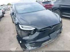 5YJXCBE29KF143366 2019 TESLA MODEL X