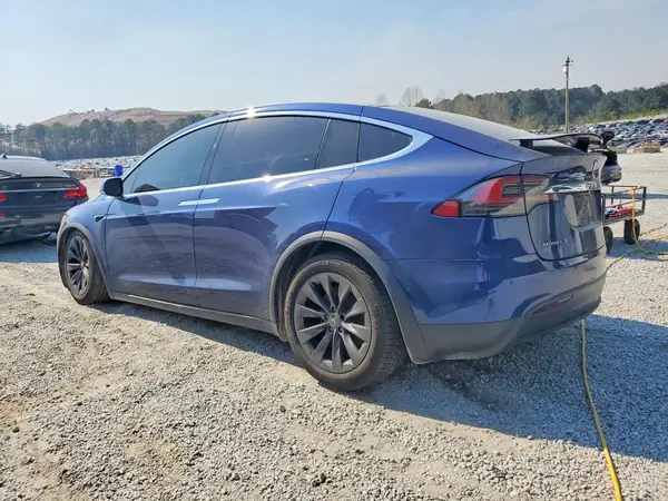 5YJXCBE29KF151127 2019 TESLA MODEL X - Image 2