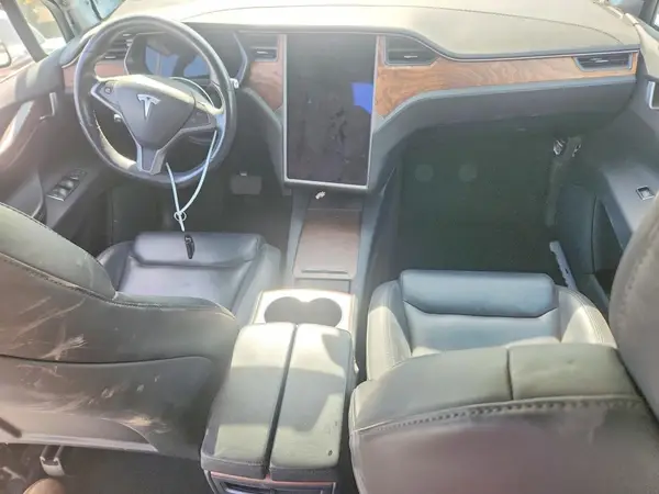 5YJXCBE29LF233344 2020 TESLA MODEL X - Image 8