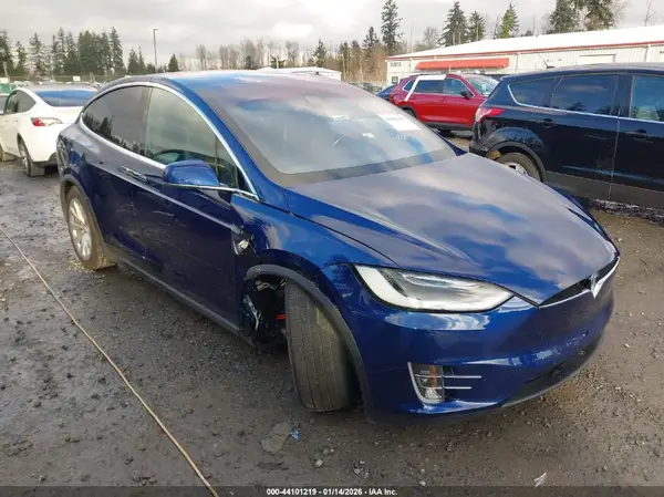 5YJXCBE29LF244330 2020 TESLA MODEL X - Image 1