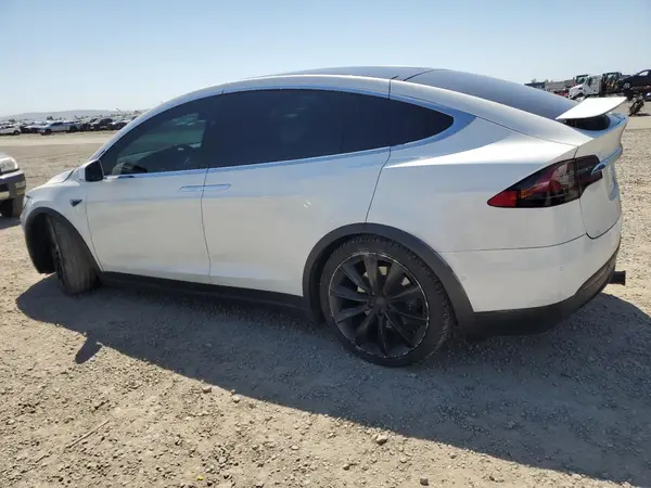 5YJXCBE29LF270457 2020 TESLA MODEL X - Image 2