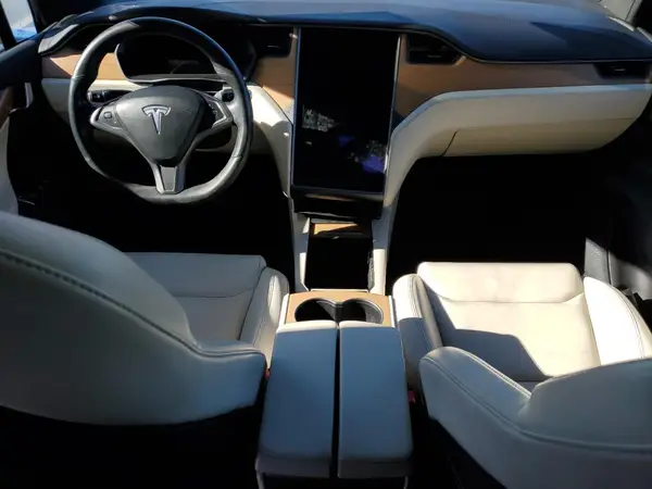 5YJXCBE29LF281586 2020 TESLA MODEL X - Image 8