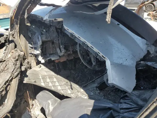 5YJXCBE2XGF001566 2016 TESLA MODEL X - Image 8