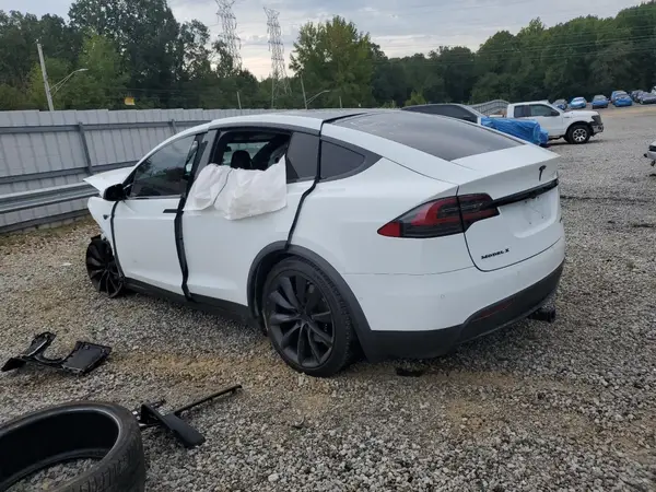 5YJXCBE2XGF002765 2016 TESLA MODEL X - Image 2