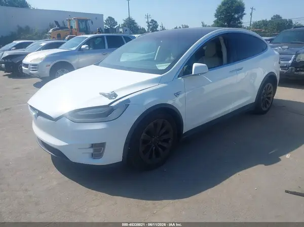 5YJXCBE2XGF003494 2016 TESLA MODEL X - Image 2