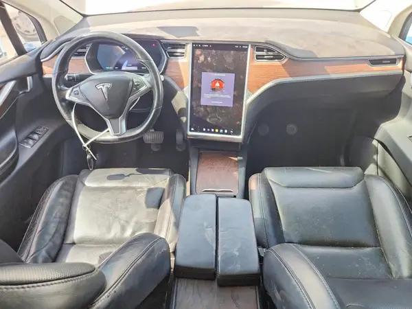5YJXCBE2XGF003883 2016 TESLA MODEL X - Image 8