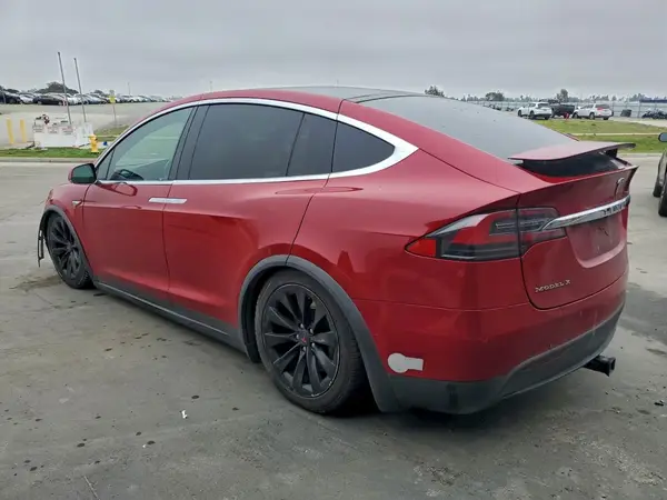 5YJXCBE2XGF005245 2016 TESLA MODEL X - Image 2