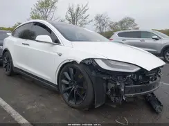 5YJXCBE2XGF005701 2016 TESLA MODEL X