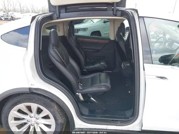 5YJXCBE2XGF005794 2016 TESLA MODEL X - Image 8