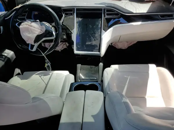 5YJXCBE2XGF021798 2016 TESLA MODEL X - Image 8