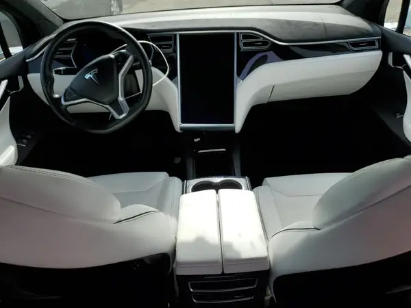 5YJXCBE2XGF022028 2016 TESLA MODEL X - Image 8