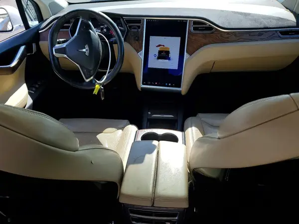 5YJXCBE2XHF035119 2017 TESLA MODEL X - Image 8