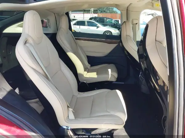 5YJXCBE2XHF040417 2017 TESLA MODEL X - Image 8