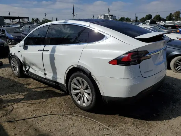 5YJXCBE2XHF042040 2017 TESLA MODEL X - Image 2