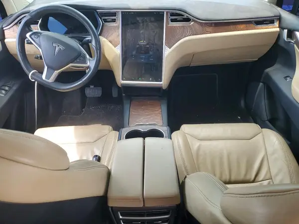 5YJXCBE2XHF049392 2017 TESLA MODEL X - Image 8