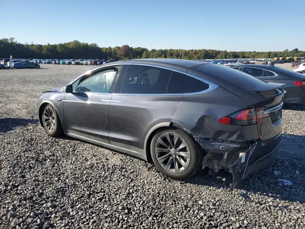5YJXCBE2XHF056830 2017 TESLA MODEL X - Image 2