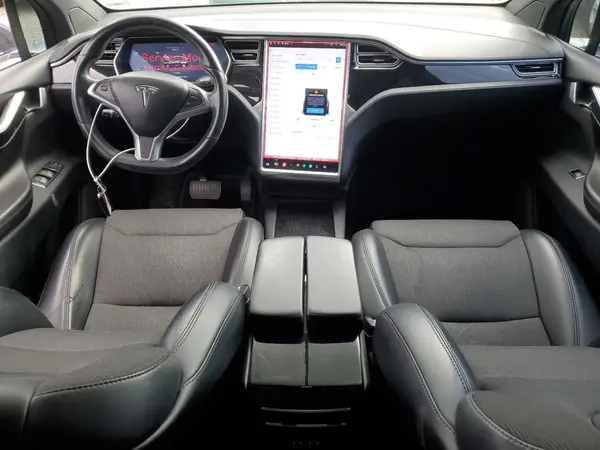 5YJXCBE2XHF066029 2017 TESLA MODEL X - Image 8