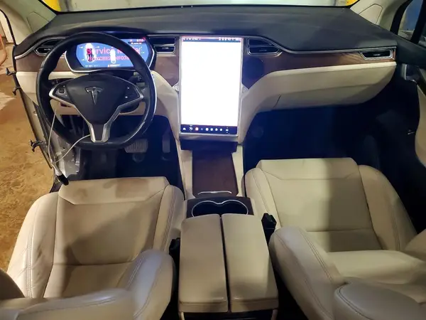 5YJXCBE2XHF074499 2017 TESLA MODEL X - Image 8