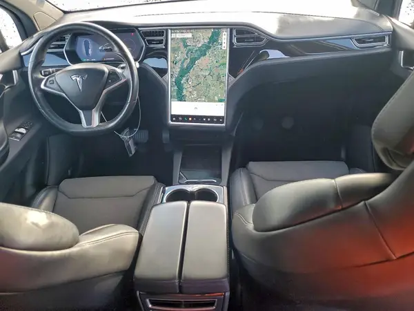 5YJXCBE2XJF088246 2018 TESLA MODEL X - Image 8