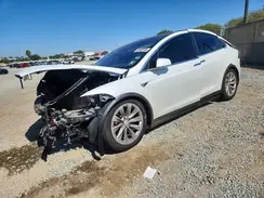 5YJXCBE2XJF104512 2018 TESLA MODEL X