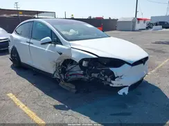 5YJXCBE2XJF104834 2018 TESLA MODEL X