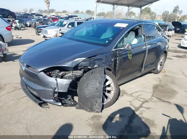 5YJXCBE2XJF111959 2018 TESLA MODEL X - Image 2