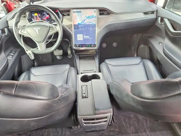 5YJXCBE2XJF113002 2018 TESLA MODEL X - Image 8