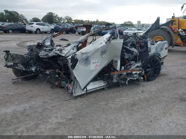5YJXCBE2XJF121827 2018 TESLA MODEL X - Image 2