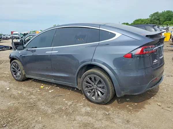5YJXCBE2XJF126025 2018 TESLA MODEL X - Image 2
