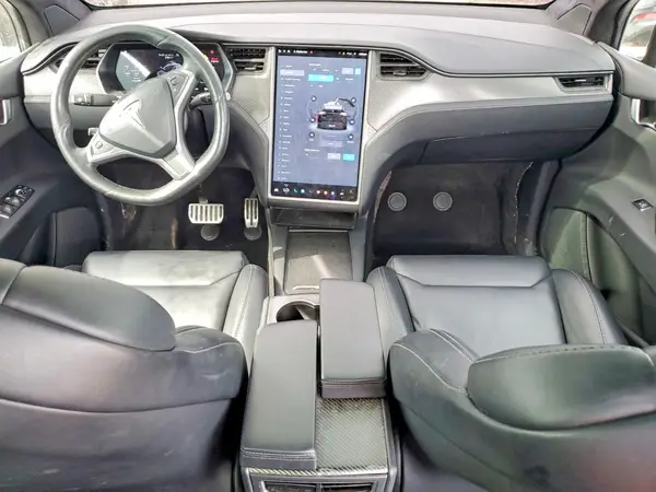 5YJXCBE2XJF126025 2018 TESLA MODEL X - Image 8