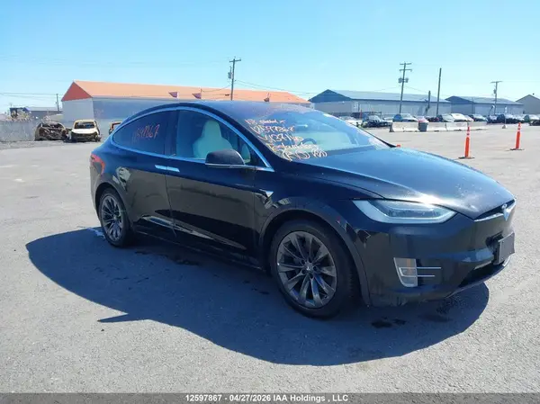 5YJXCBE2XJF137140 2018 TESLA MODEL X - Image 1
