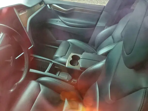 5YJXCBE2XJF142581 2018 TESLA MODEL X - Image 8