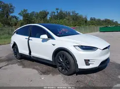 5YJXCBE2XJF144816 2018 TESLA MODEL X