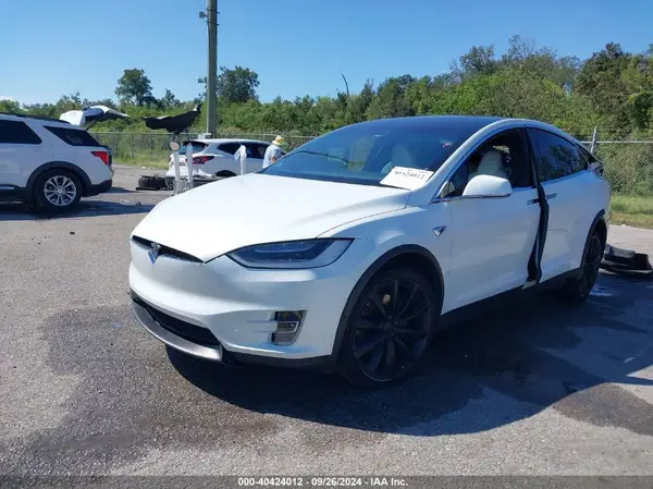 5YJXCBE2XJF144816 2018 TESLA MODEL X - Image 2