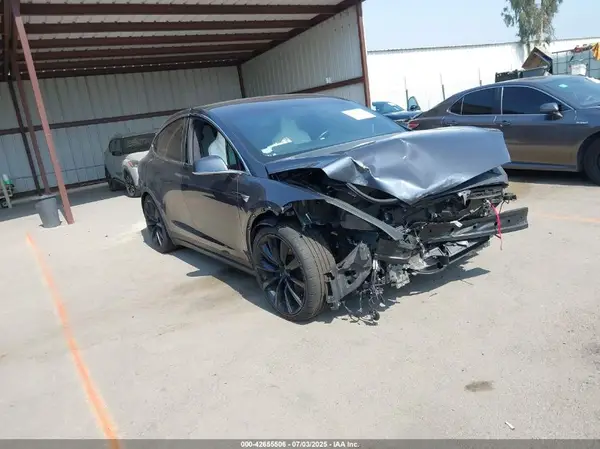 5YJXCBE2XKF181057 2019 TESLA MODEL X - Image 1