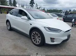 5YJXCBE2XKF196321 2019 TESLA MODEL X