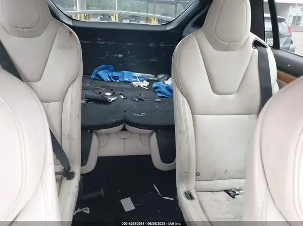 5YJXCBE2XKF196321 2019 TESLA MODEL X - Image 8