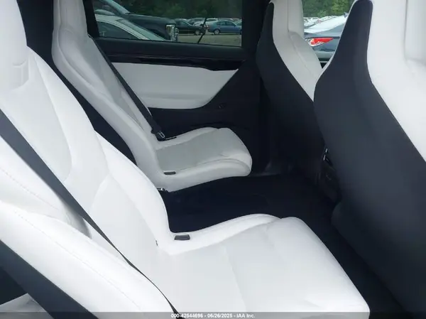5YJXCBE2XKF197727 2019 TESLA MODEL X - Image 8